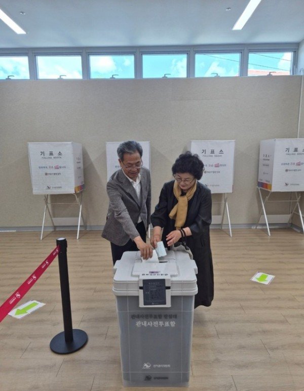 오도창후보 사전투표사진.jpg