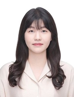 김효정 교수 프로필 사진.jpg
