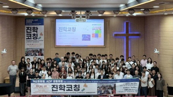 단체사진.jpg
