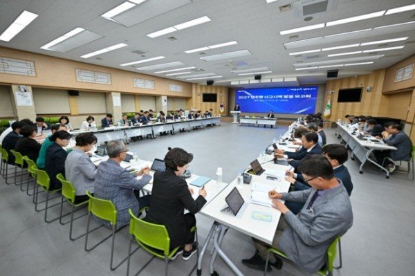 영주-1-1 영주시, 2027년 새 성장동력 찾는다…영주형 신규시책 발굴(회의 전경).jpg