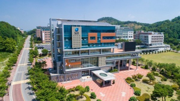 1. [교육청소년과]국립금오공과대학교 전경.jpg