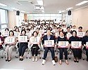 단체사진1 퍼포먼스.jpg