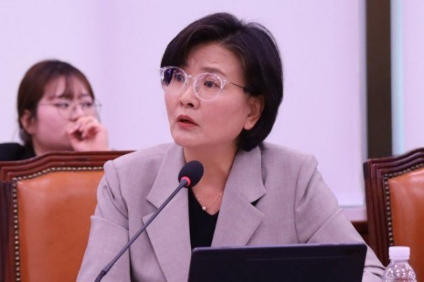 임미애_의원_사진 (1).jpg