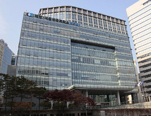 http://www.youtongnews.com/data/file/01_1/1964309815_m9nhl1Mb_C5A925B1E2BAAFC8AF_777px-Korea_Chamber_of_Commerce_and_Industry.jpg